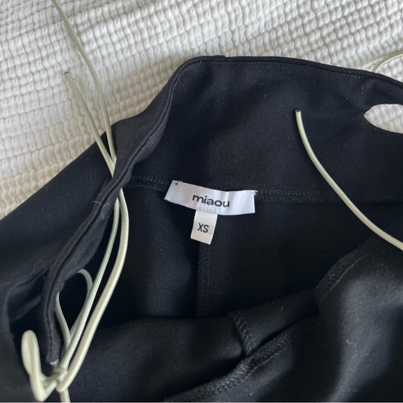 BRAND NEW NEVER WORN MIAOU iris pants. Super trendy and in perfect condition - Picture 2 of 3